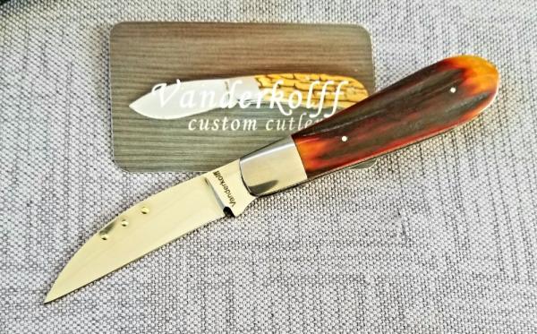 Steve Vanderkolff Amber Stag ,3.75" swayback, he uses dot system for pulls. CPM-154,heavier build 