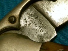 ANTIQUE VINTAGE PRESS BUTTON KNIFE CO WALDEN Y USA BONE HANDLE SWITCHBLADE AUTOMATIC POCKET KNIFE