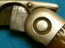 ANTIQUE VINTAGE PRESS BUTTON KNIFE CO WALDEN Y USA BONE HANDLE SWITCHBLADE AUTOMATIC POCKET KNIFE