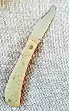 Birdvis Lanny Clip Knife, 3.75" Ivory paper Micarta, red G10 liner box,coa dob 1/2019 its on Instag 