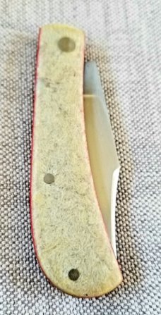 Birdvis Lanny Clip Knife, 3.75" Ivory paper Micarta, red G10 liner box,coa dob 1/2019 its on Instag 