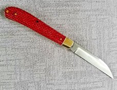 K'roo Custom Slimline wharnie Knife, NEW,W/ slip, 4"..Burgundy micarta.brass.liners.spacers.filework