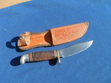 Pre 1961 WESTERN, BOULDER COLORADO L88 Fixed Blade Knife and Sheath. Skinning/Hunting/Camping knife