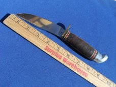 Pre 1961 WESTERN, BOULDER COLORADO L88 Fixed Blade Knife and Sheath. Skinning/Hunting/Camping knife