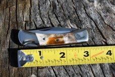 A "Super" nice little 3 inch closed pocket knife! Made in the Early 1980's Original!