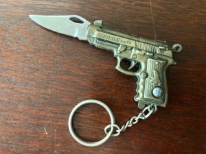 Miniature 9MM Pistol Keychain Switchblade 