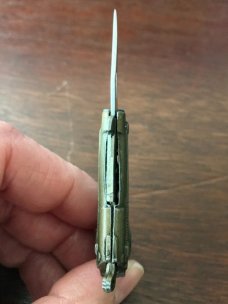 Miniature 9MM Pistol Keychain Switchblade 