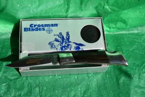 Crosman Blades 952A 4" Lock-Back Original!!