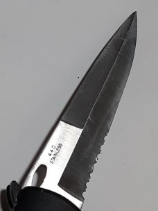 Old  Asian  knife. 