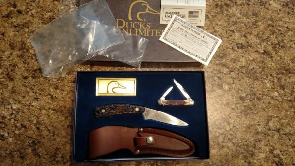 SCHRADE UNCLE HENRY USA DUCKS UNLIMITED 2 KNIFE SET 154UH & 804UH  RARE