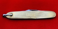 Vintage COLONIAL PROV RI Embossed Gold Tone Shadow Pen Folding Pocket Knife w/Bail