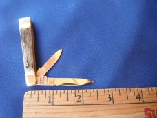  Valley Forge,  Deer Stag scales,  Mini Trapper 2 1/2" Pocket Knife, Like New