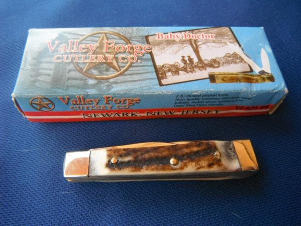 Valley Forge, Deer Stag scales, Mini Trapper 2 1/2" Pocket Knife, Like New Valley Forge, Deer Stag scales, Mini Trapper 2 1/2" Pocket Knife, Like New