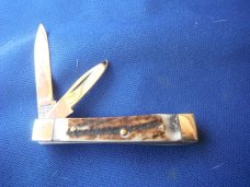  Valley Forge,  Deer Stag scales,  Mini Trapper 2 1/2" Pocket Knife, Like New