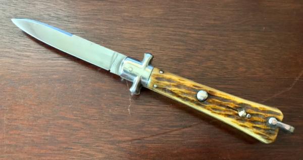 1950's French Bargeon Switchblade, Beautiful Bone Handle With Bail, Hard To Find, Unused 1950's French Bargeon Switchblade, Beautiful Bone Handle With Bail, Hard To Find, Unused