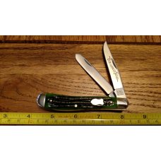 Schrade Walden N.Y. USA 1194G Green Bone Everlasting Sharp Trapper Knife