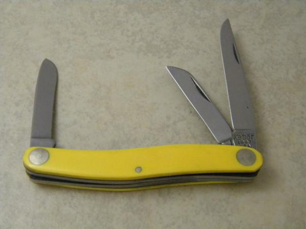 Kabar Ka-Bar 1097 USA Yellow Birds Eye Rivet Stockman Knife Kabar Ka-Bar 1097 USA Yellow Birds Eye Rivet Stockman Knife