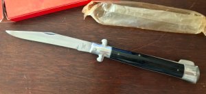 Vintage Japanese Manual Action Lockback Stiletto Knife, Black Plastic Handle, Unused With Box