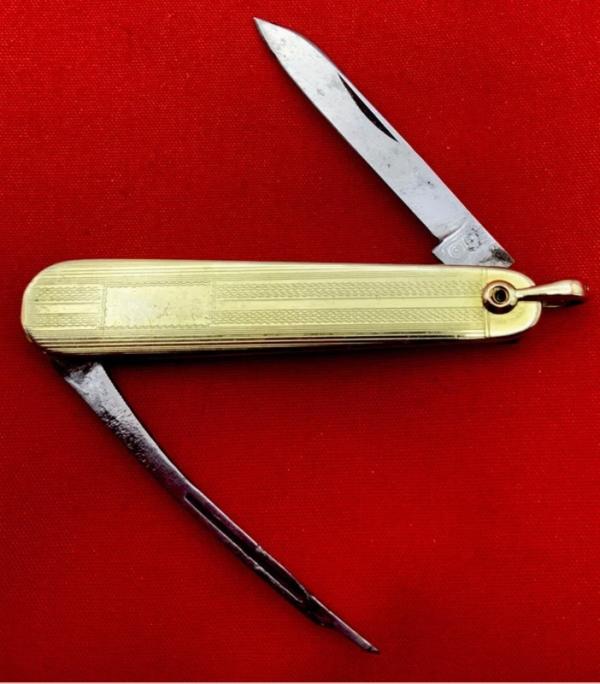Vintage B.B. CO. (Beaverbrook) Gold Toned Sleeveboard Lobster Pen Knife c.1880