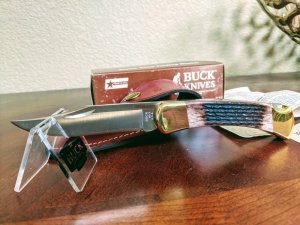 Buck 110 Brown Jigged Bone Vintage 1990 *Super Mint* w/ box, sheath, papers*