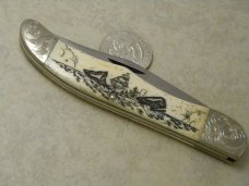 Case XX Stainless USA 3 Dot (1977) W165 SSP SAB Scrimshawed Bone Moby Dick Folding Hunter Knife  