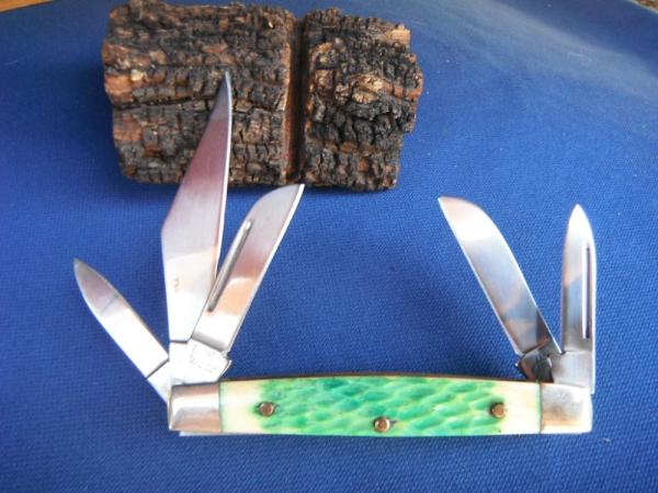 Steel Warrior Folding 5 Blade Pocket Knife W/ Beautiful Green Jigged Bone scales NOS/NIB Steel Warrior Folding 5 Blade Pocket Knife W/ Beautiful Green Jigged Bone scales NOS/NIB