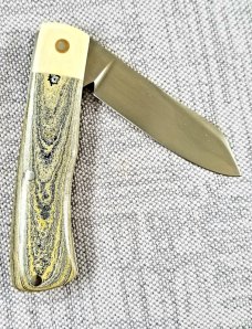 DrT Dino pattern, Caterpillar Fordite and Westinghouse micarta 3.75" closed ,coa/slip