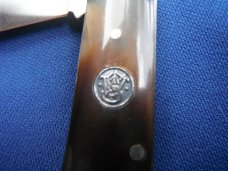  S&W / SMITH AND WESSON HAMMER FORGED POCKET KNIFE, 3 BLADE SOWBELLY, HORN SCALES