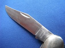  S&W / SMITH AND WESSON HAMMER FORGED POCKET KNIFE, 3 BLADE SOWBELLY, HORN SCALES