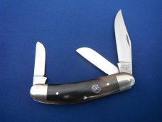  S&W / SMITH AND WESSON HAMMER FORGED POCKET KNIFE, 3 BLADE SOWBELLY, HORN SCALES