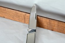 This is a VERY  Rare pocket knife see Description! 