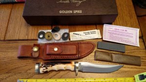 SCHRADE USA 153UH Golden Spike Hunting Knife Leather Sheath Carbon IN BOX Lot A