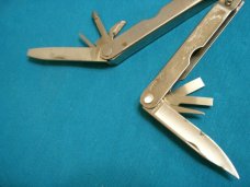 LEATHERMAN 0794 TOOL USA PLIERS MULTITOOL LOCKBACK FOLDING POCKET KNIFE KNIVES MARLBORO