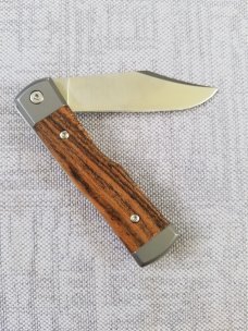 Fox Cutlery Recoil Gunstock, Lava Carbon Fiber, M390, Titanium, 3.5" closed, Italian SFO 