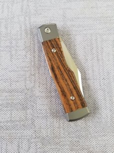 Fox Cutlery Recoil Gunstock, Lava Carbon Fiber, M390, Titanium, 3.5" closed, Italian SFO 