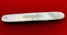 Vintage EMPIRE WINSTED CT 4-Blade Shadow Pen Folding Pocket Knife c.1853-1930  Mother-of-Pearl