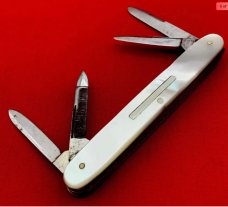 Vintage EMPIRE WINSTED CT 4-Blade Shadow Pen Folding Pocket Knife c.1853-1930  Mother-of-Pearl