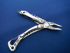 LEATHERMAN Skeletool Stainless Steel Multi-Tool, Pliers, Folding Knife, Phillips Half Serrated Blade
