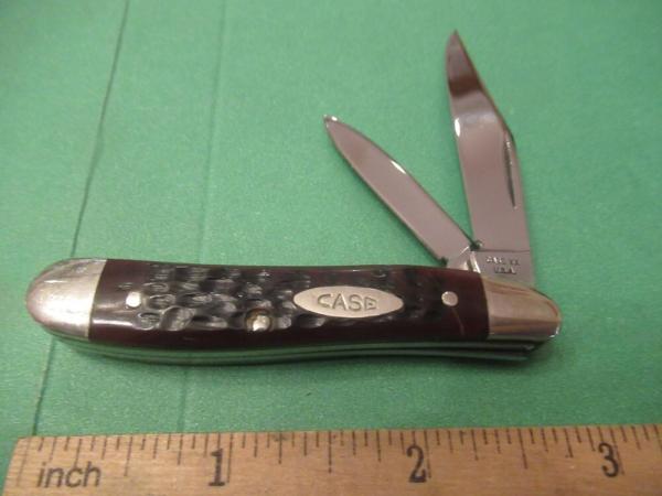 Case XX 1977 Delrin Peanut Pattern # 6220 Case XX 1977 Delrin Peanut Pattern # 6220