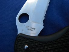 Spyderco Endura Clipit Endura C10PSBK  (2002 Model) VG-10 SS Blade With original box. MADE IN JAPAN!