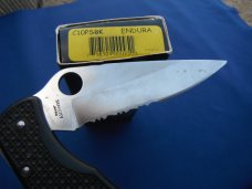 Spyderco Endura Clipit Endura C10PSBK  (2002 Model) VG-10 SS Blade With original box. MADE IN JAPAN!
