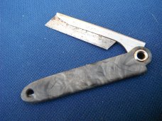 Gitz USA Razor Knife Folding POCKET KNIFE & Real Rattle Snake head/ Diamondback Rattler Belt Buckle 