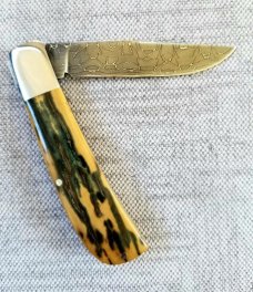 Shawn Greco Mammoth ivory and damascus Trapper...smooth scales..3.75" ..perfect action