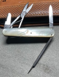 Vintage Rare KELLY-HOW-THOMSON 4-Blade Sleeveboard Lobster Pen Folding Pocket Knife 1896-1947