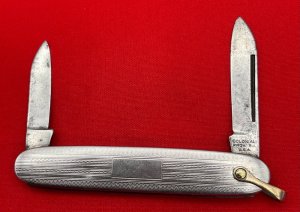 Vintage COLONIAL PROV RI Embossed Silver Tone Shadow Pen Folding Pocket Knife w/Bail
