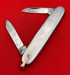 Vintage COLONIAL PROV RI Embossed Silver Tone Shadow Pen Folding Pocket Knife w/Bail