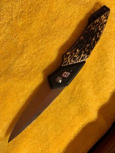 Dale Earnhardt 9" Modern Switchblade w/ flashlight PRICE REDUCED 