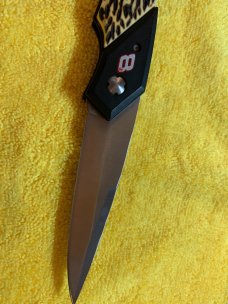 Dale Earnhardt 9" Modern Switchblade w/ flashlight PRICE REDUCED 