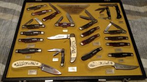 Parker Frost SCHRADE Salesman Sample IN CASE with matching numbers RARE