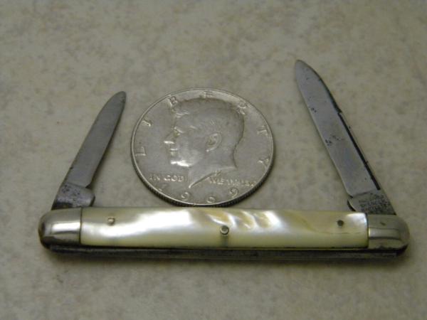 Hibbard Spencer Bartlett & Co (H.S.B. & Co) Pearl Pen Knife 